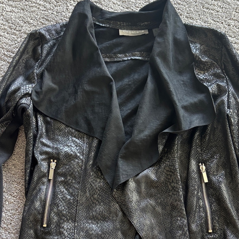 Bagatelle Black Snake Print Women's Jacket